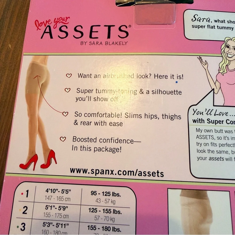 Assets sheer pantyhose new size 3‎
